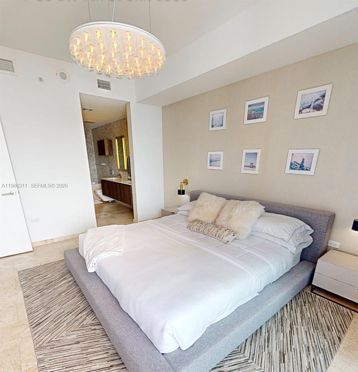 88 SW 7th St #3006, Miami FL 33130
