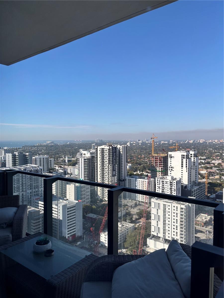 88 SW 7th St #3006, Miami FL 33130