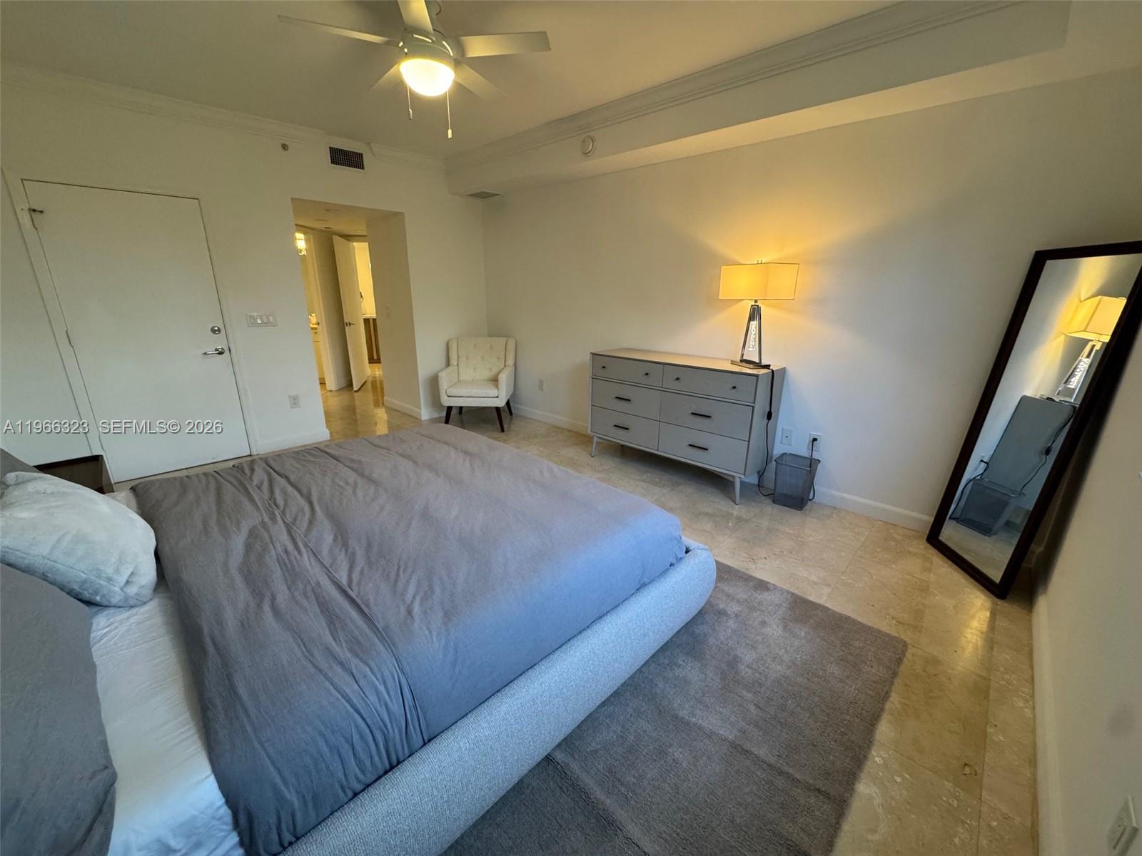 20000 E Country Club Dr #208, Aventura FL 33180