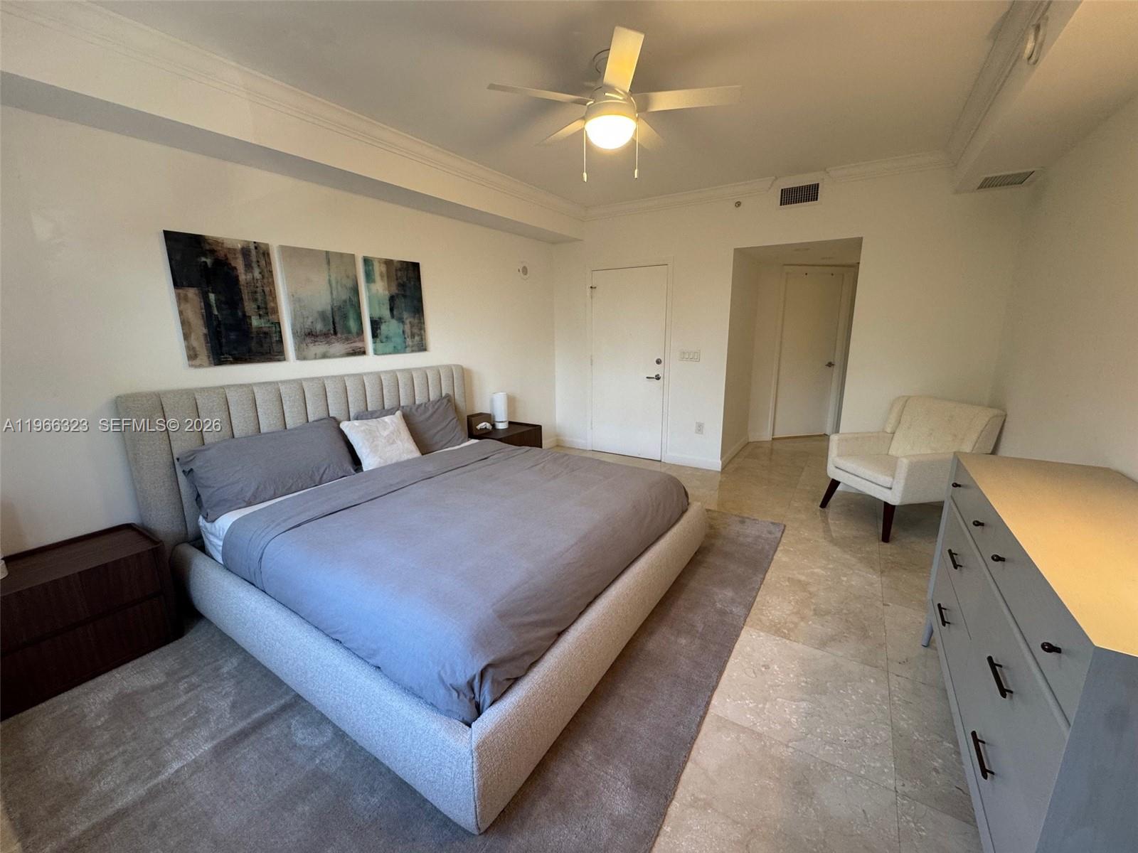 20000 E Country Club Dr #208, Aventura FL 33180