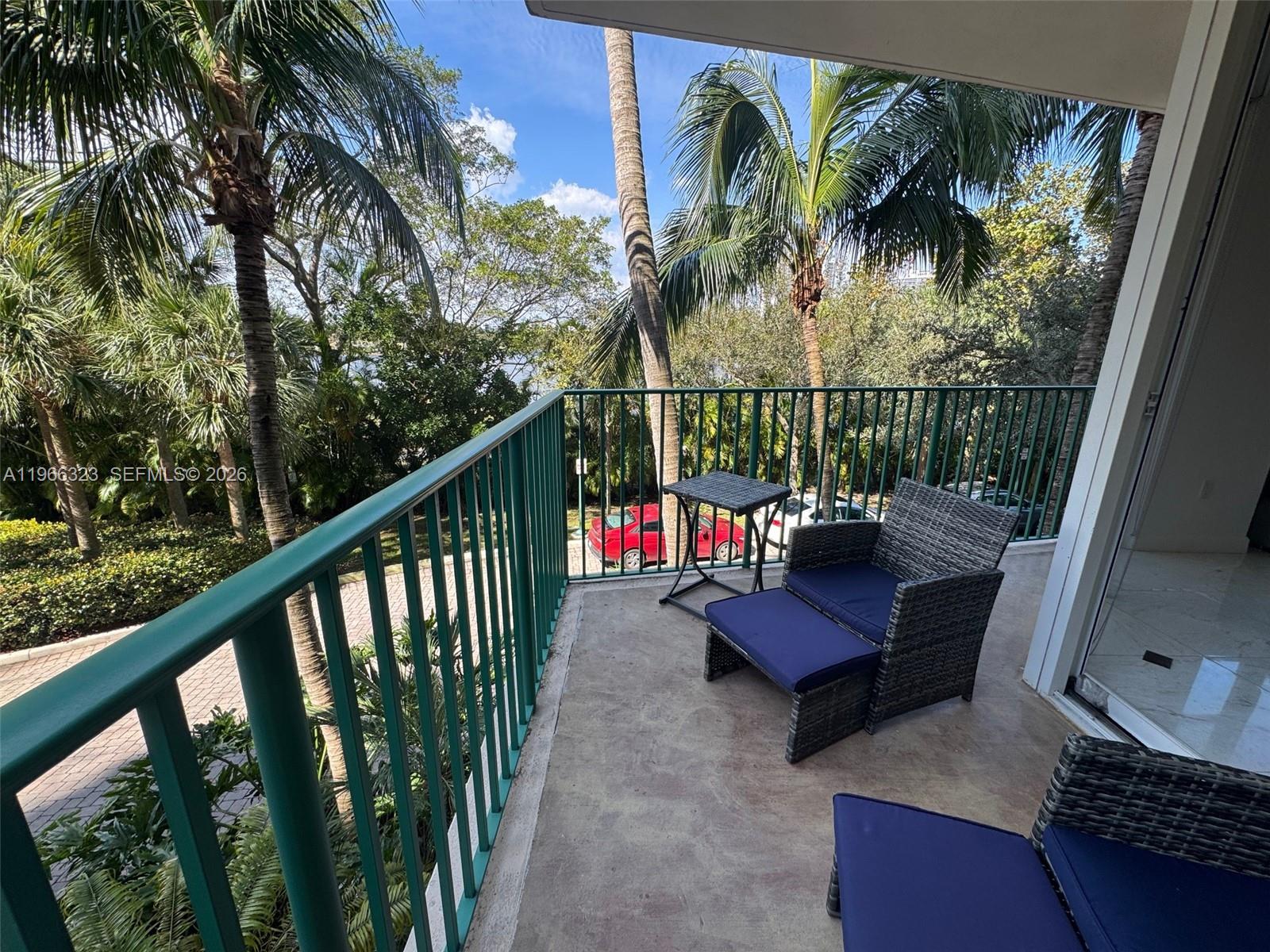 20000 E Country Club Dr #208, Aventura FL 33180