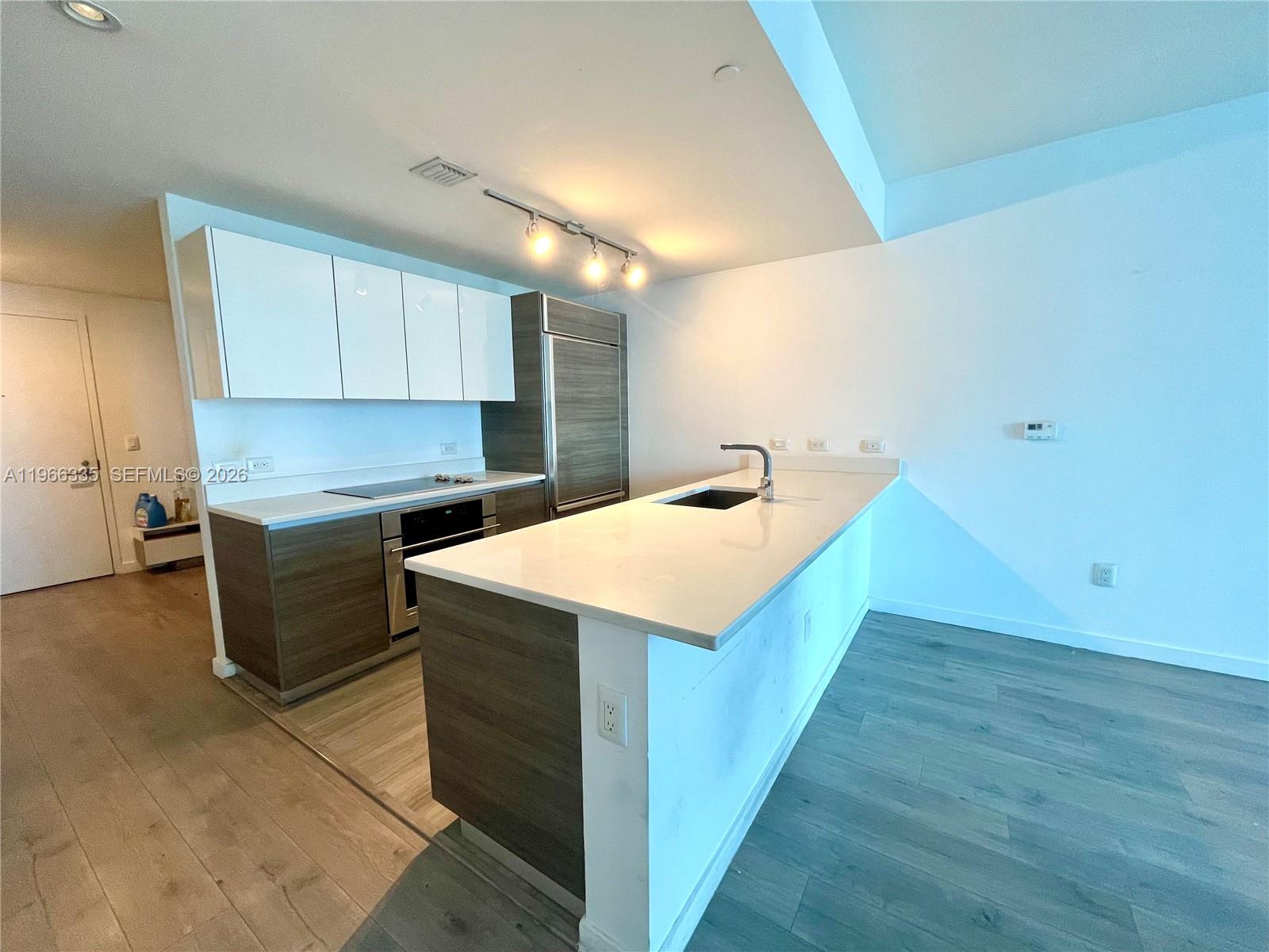 1100 S Miami Ave #2111, Miami FL 33130