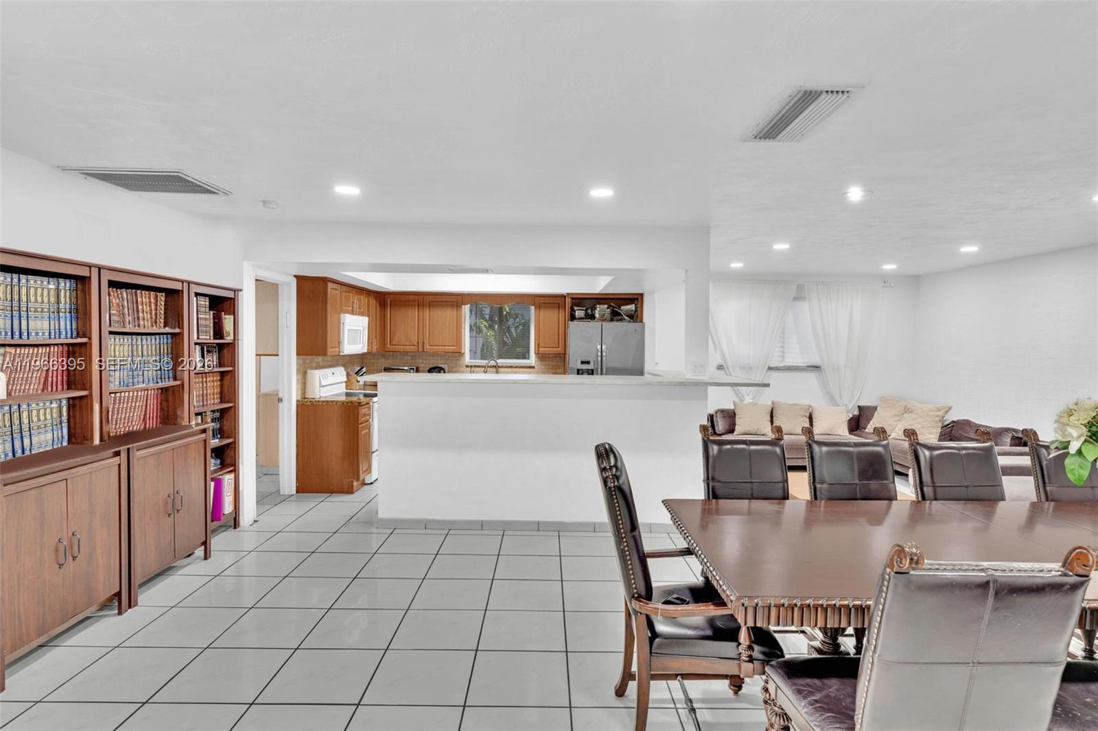 9524 Byron Ave, Surfside FL 33154