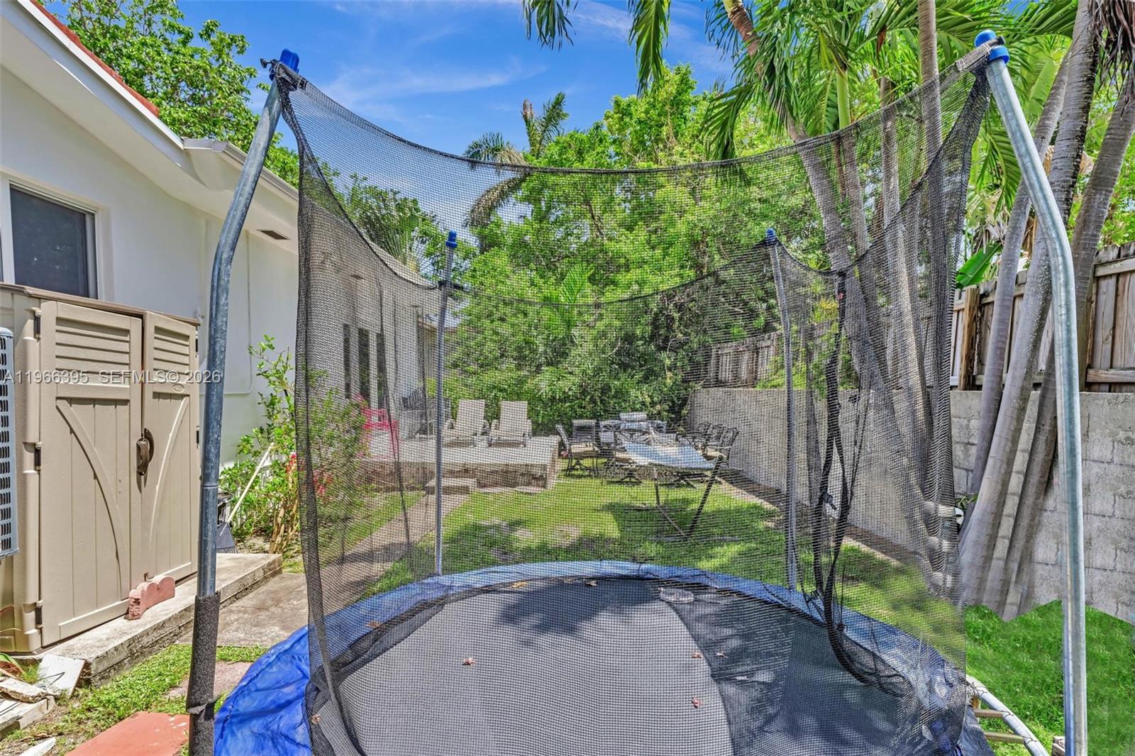 9524 Byron Ave, Surfside FL 33154