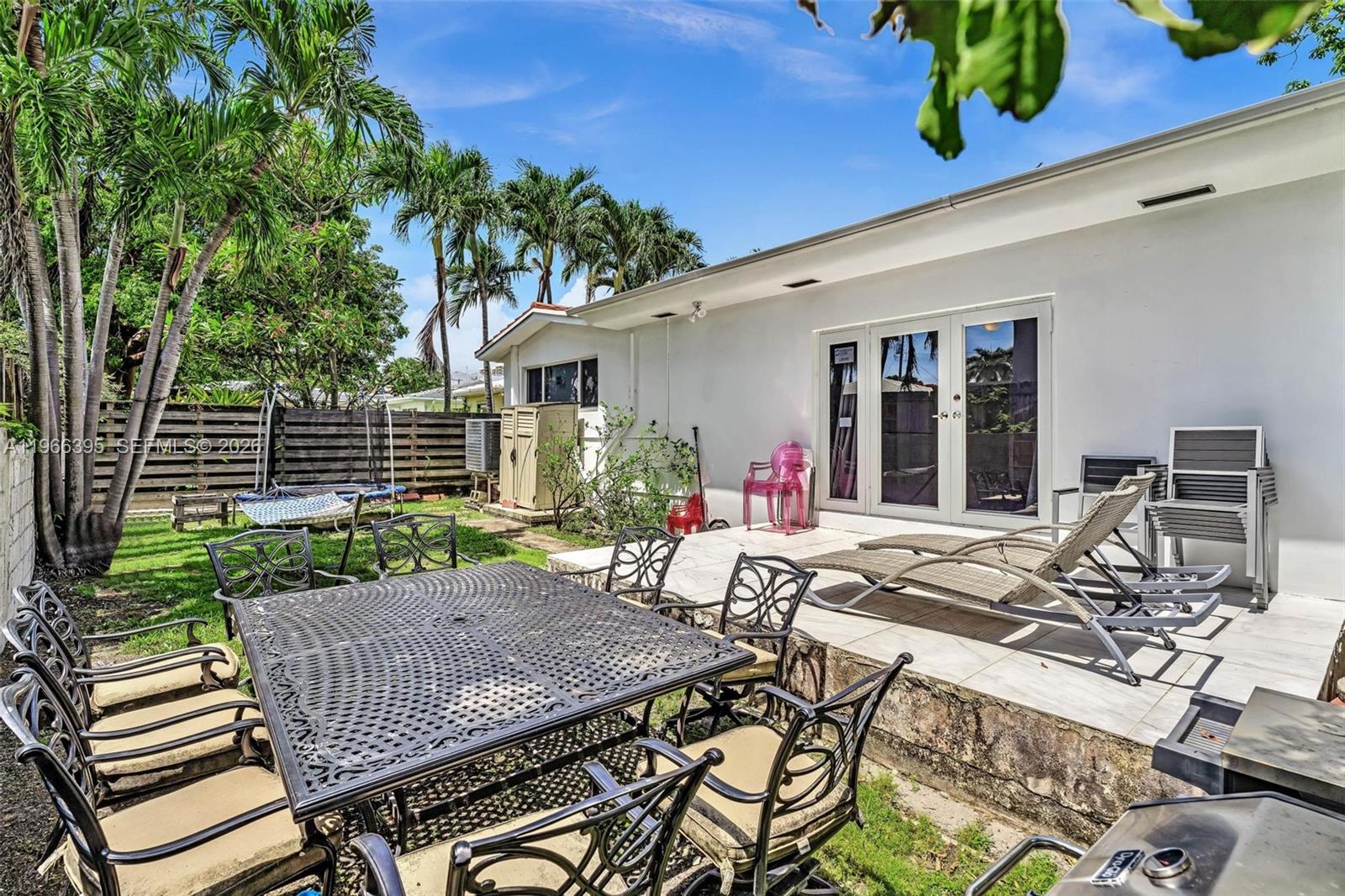 9524 Byron Ave, Surfside FL 33154