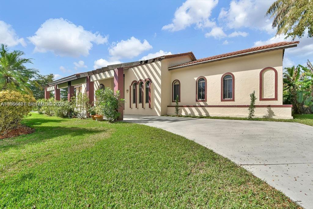 5425 SW 190th Ave #1, Southwest Ranches FL 33332