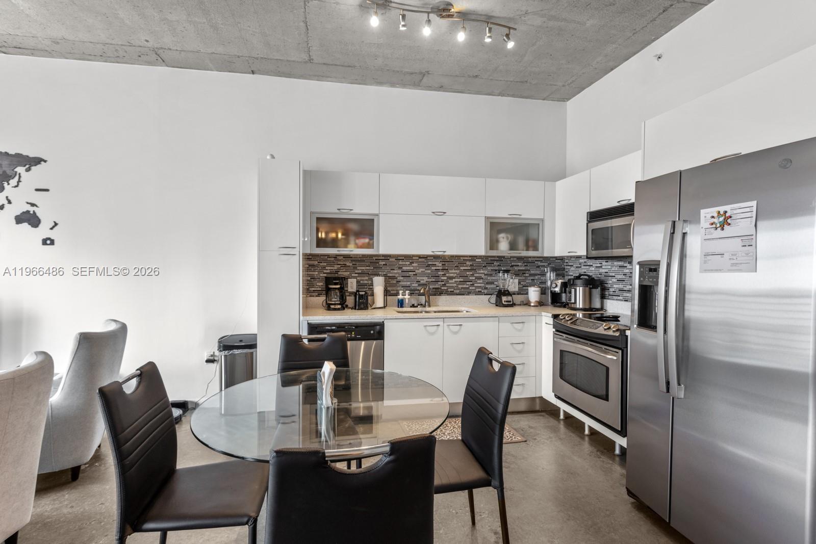 133 NE 2nd Ave #1815, Miami FL 33132