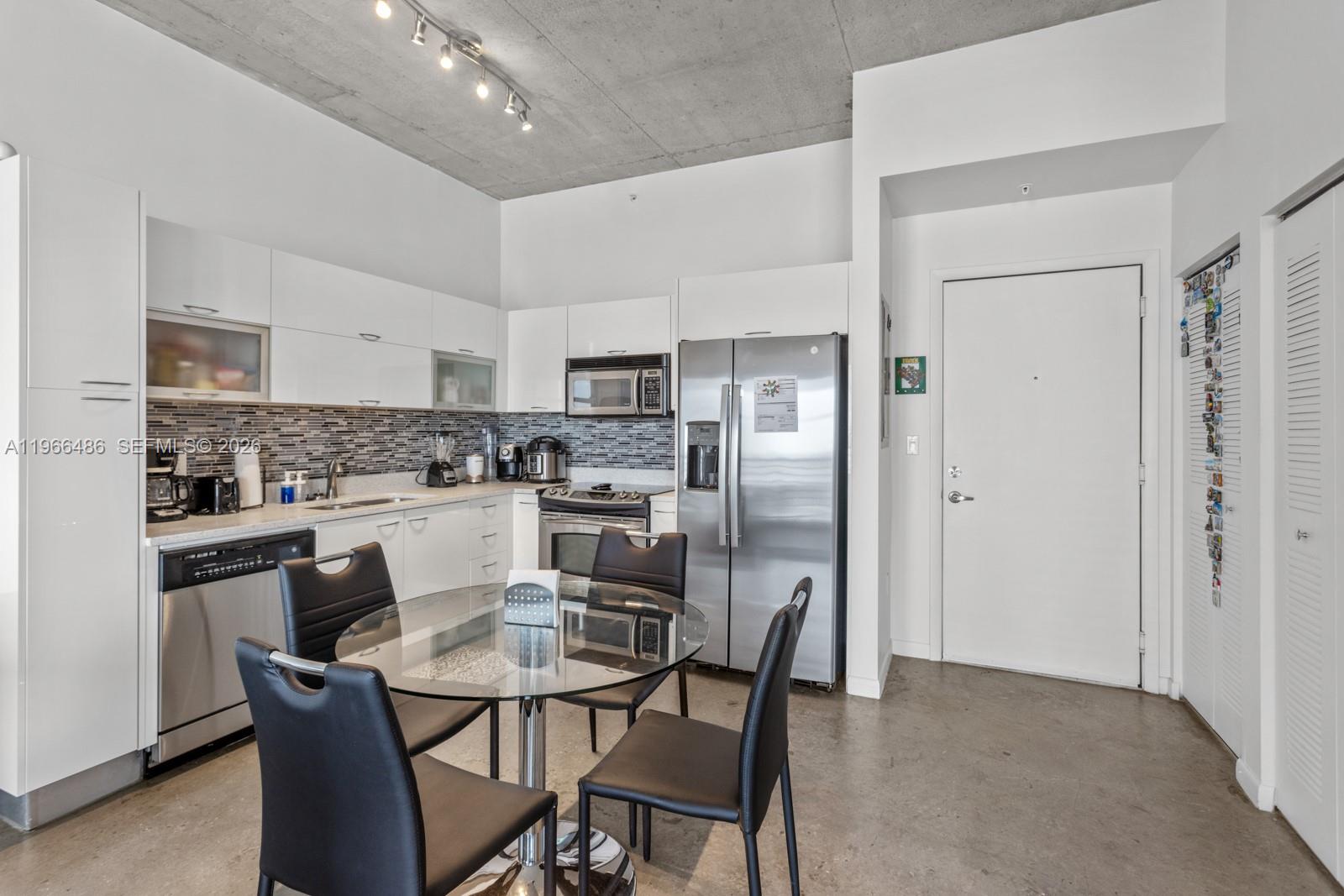 133 NE 2nd Ave #1815, Miami FL 33132