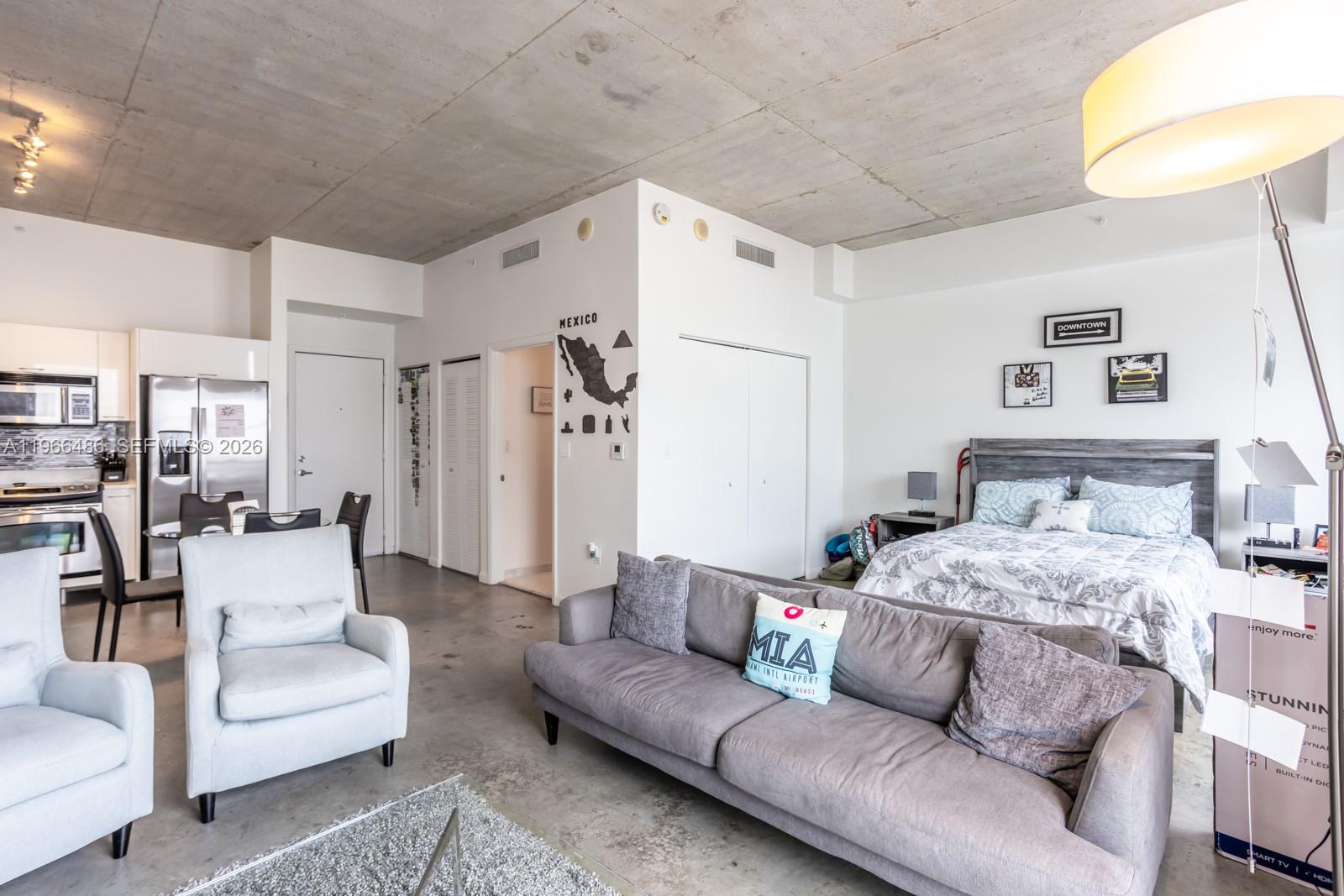 133 NE 2nd Ave #1815, Miami FL 33132