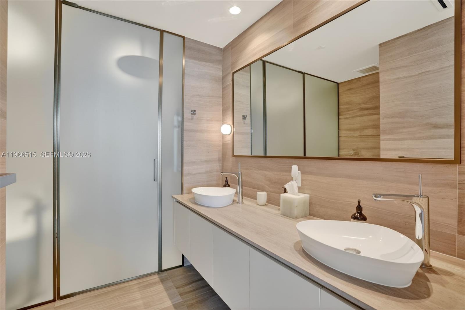 5775 Collins Ave #506, Miami Beach FL 33140