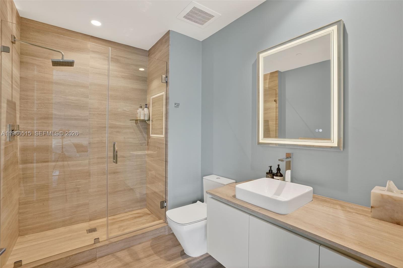 5775 Collins Ave #506, Miami Beach FL 33140