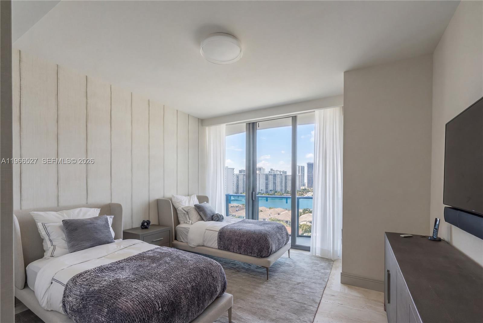 19575 Collins Ave #9, Sunny Isles Beach FL 33160
