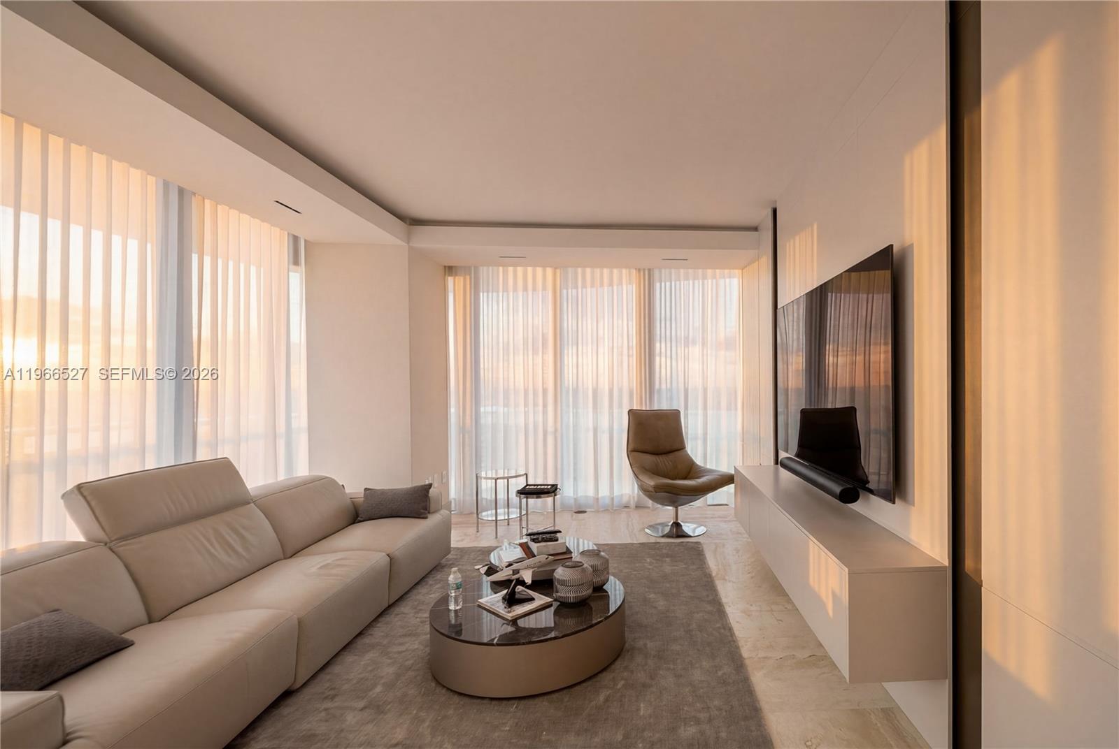 19575 Collins Ave #9, Sunny Isles Beach FL 33160