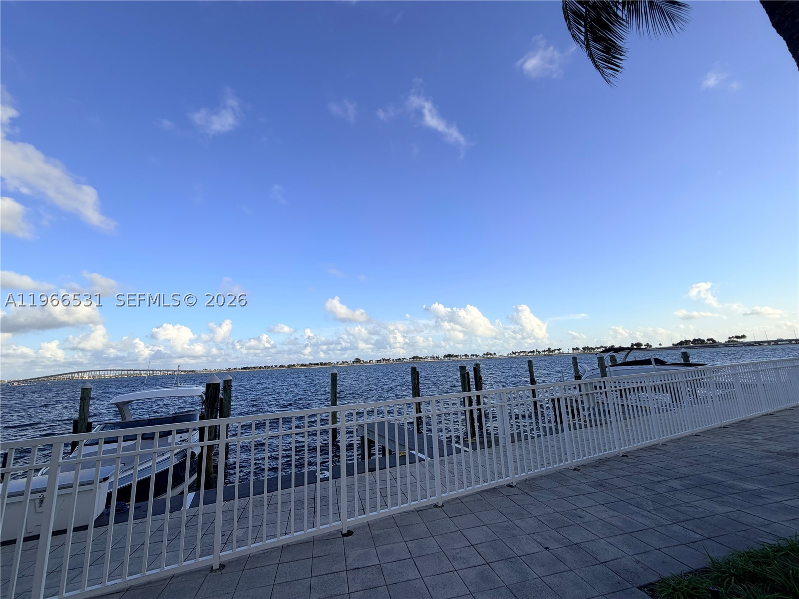 2101 Brickell Ave #2202, Miami FL 33129