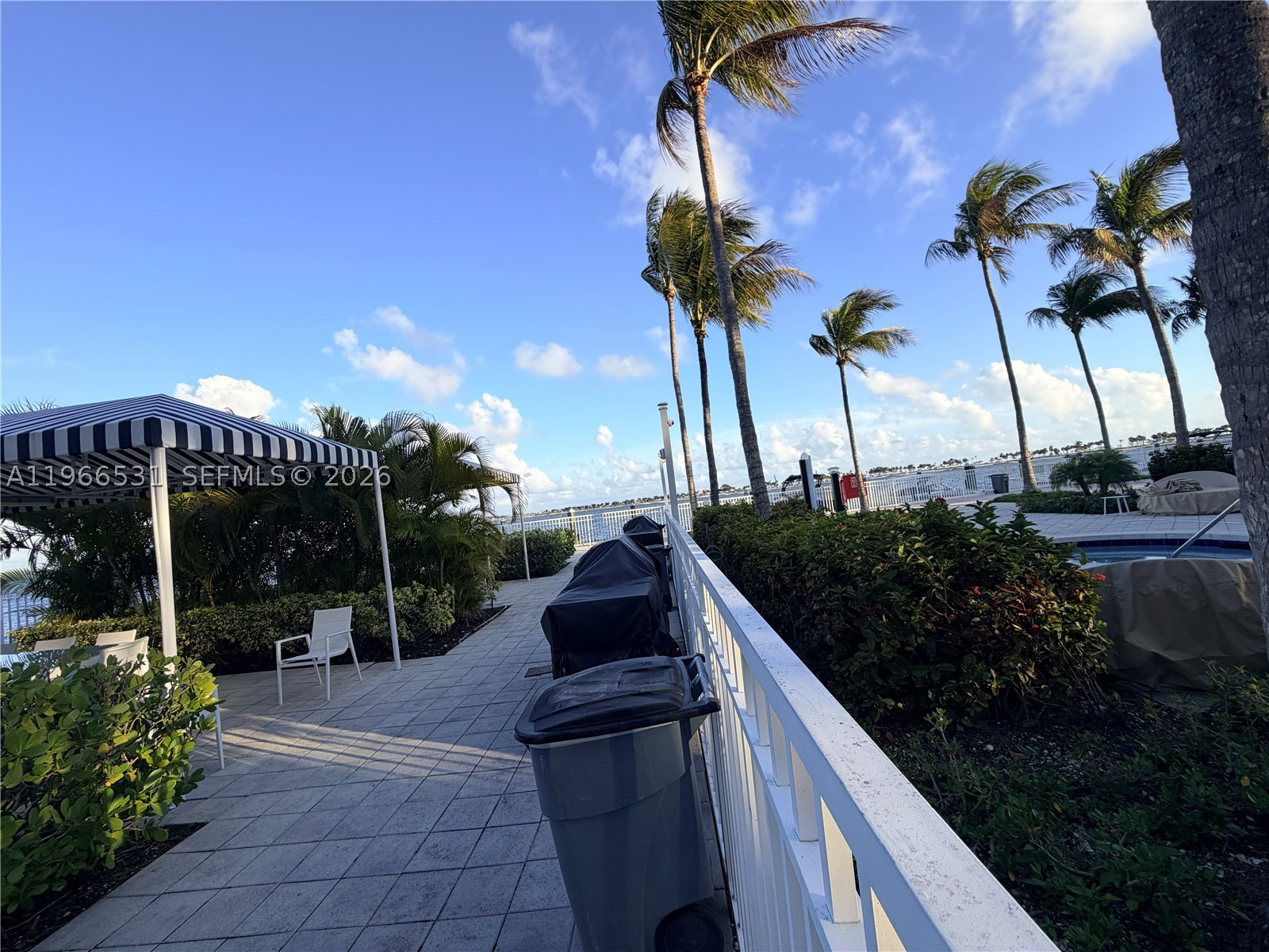 2101 Brickell Ave #2202, Miami FL 33129