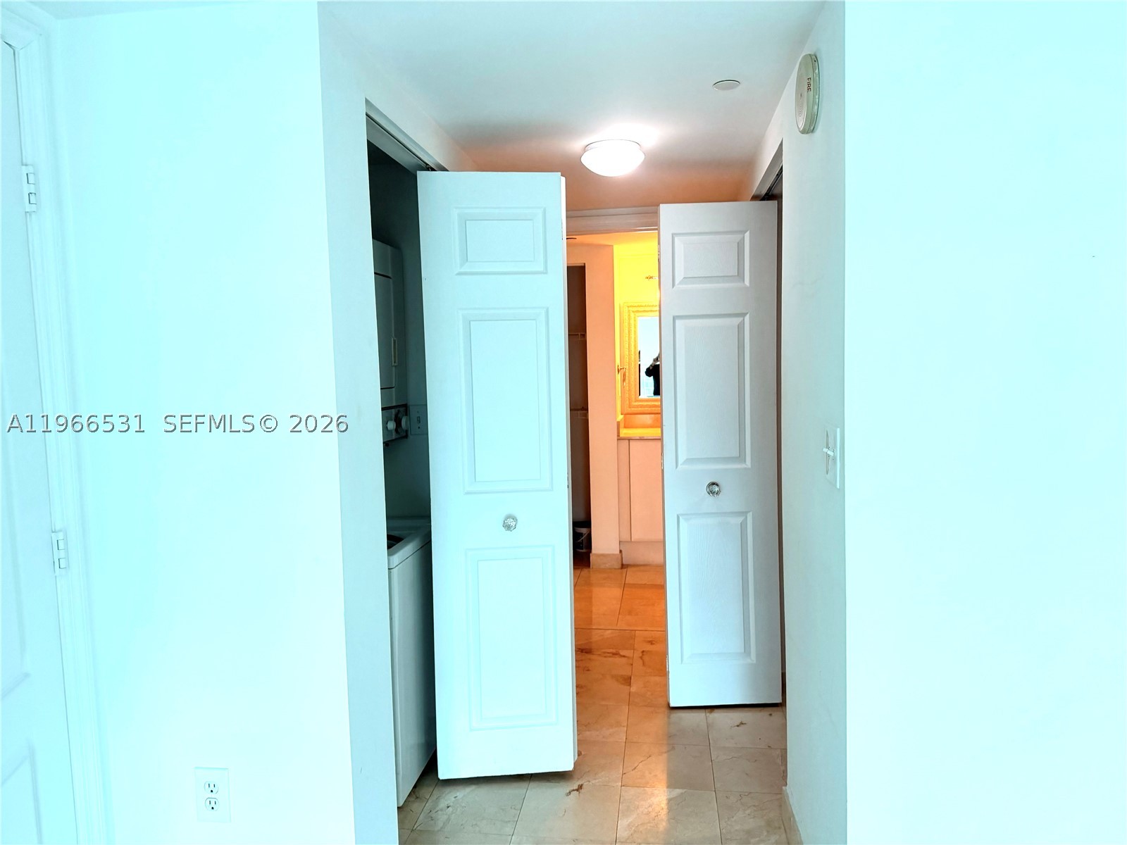 2101 Brickell Ave #2202, Miami FL 33129