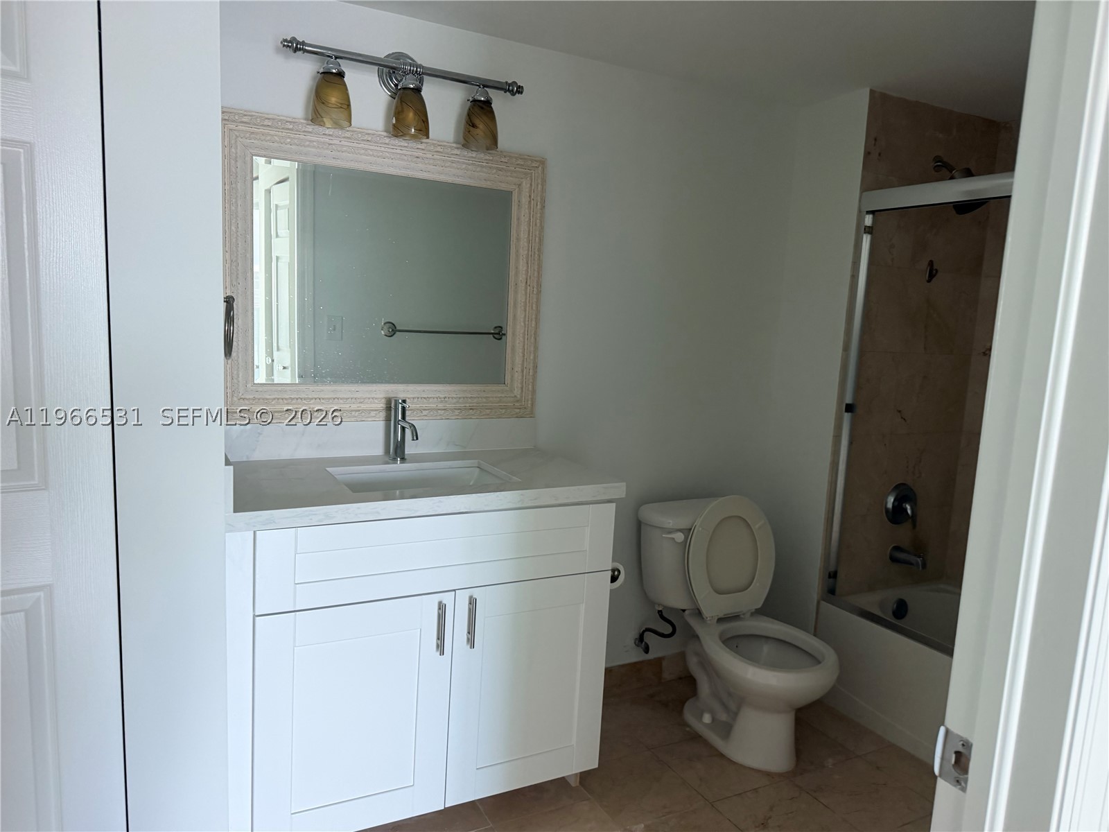 2101 Brickell Ave #2202, Miami FL 33129