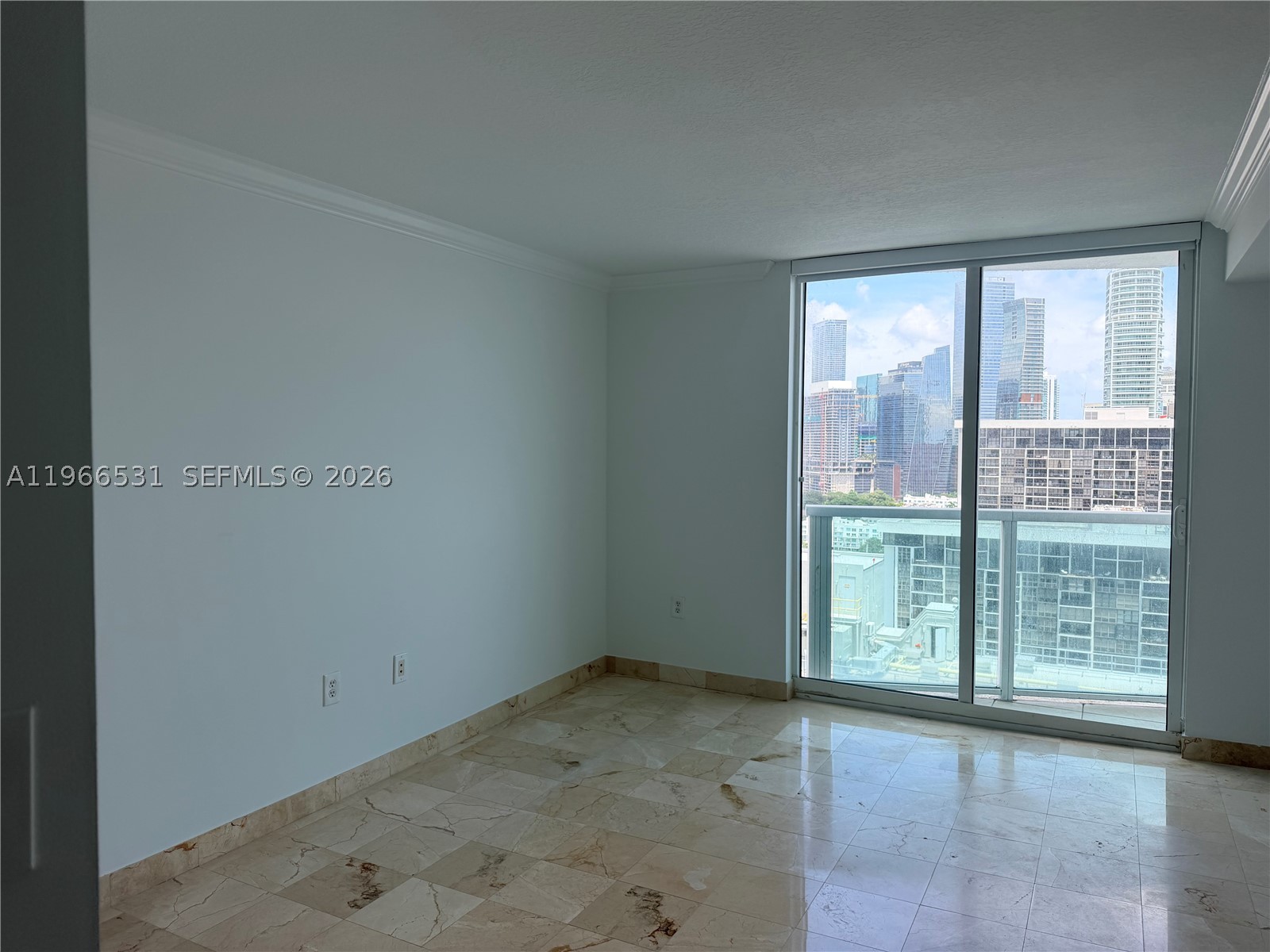 2101 Brickell Ave #2202, Miami FL 33129