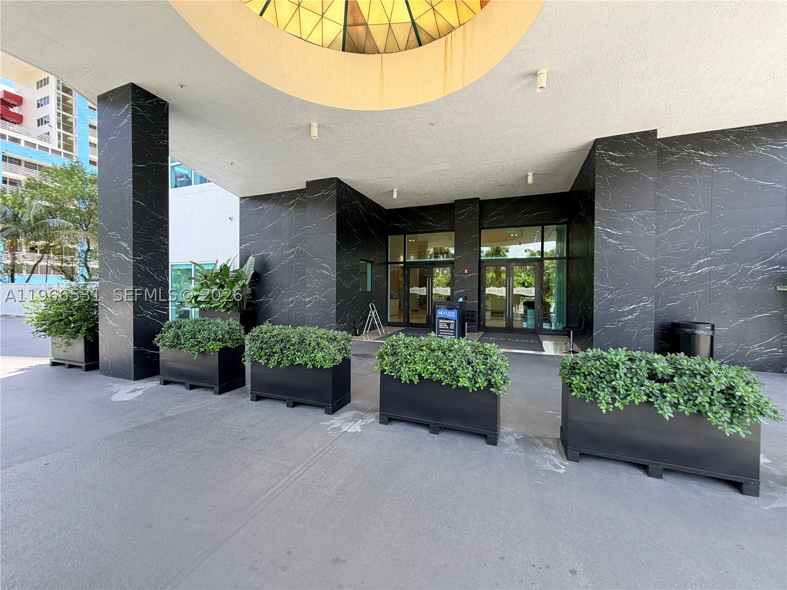 2101 Brickell Ave #2202, Miami FL 33129