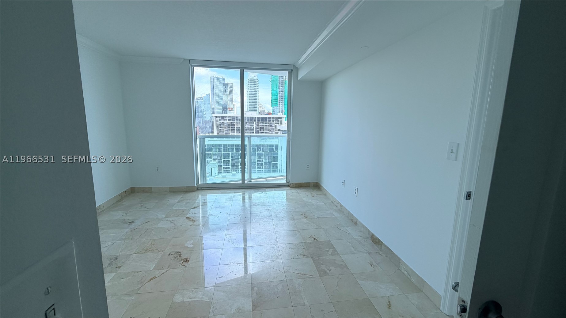 2101 Brickell Ave #2202, Miami FL 33129