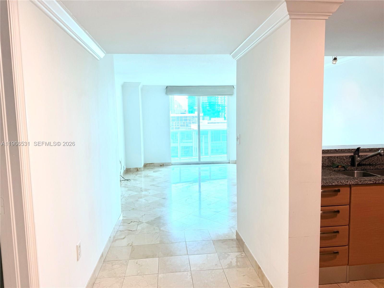 2101 Brickell Ave #2202, Miami FL 33129