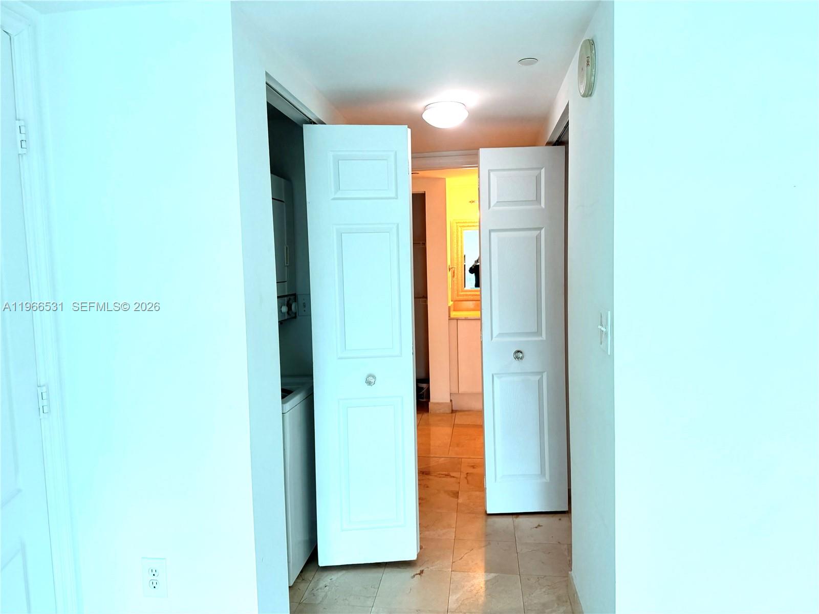 2101 Brickell Ave #2202, Miami FL 33129