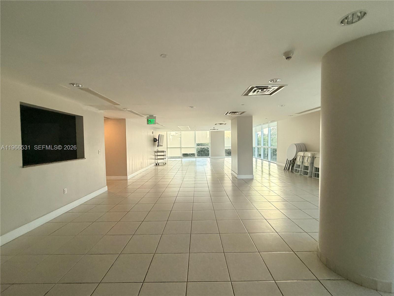 2101 Brickell Ave #2202, Miami FL 33129