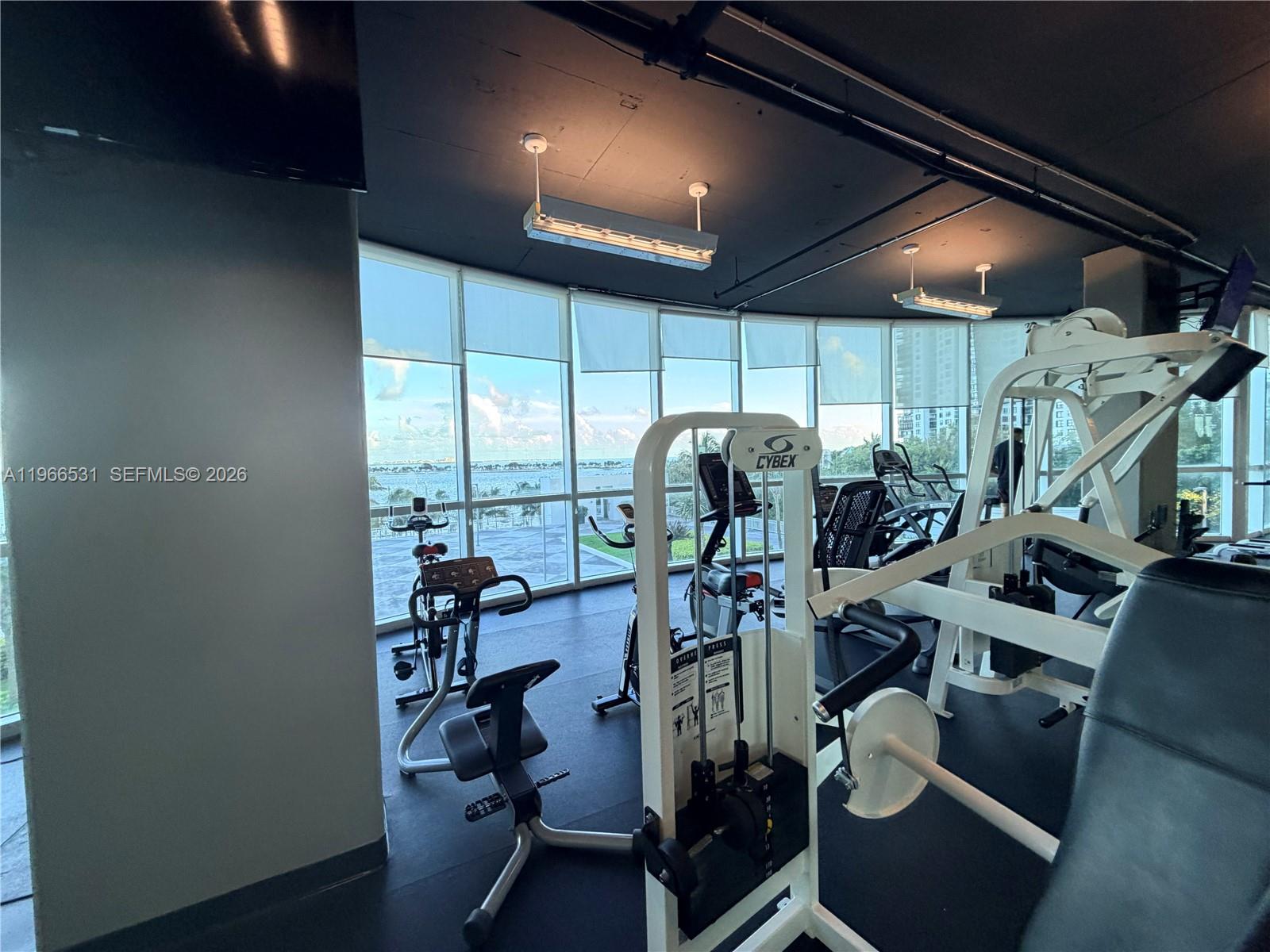 2101 Brickell Ave #2202, Miami FL 33129