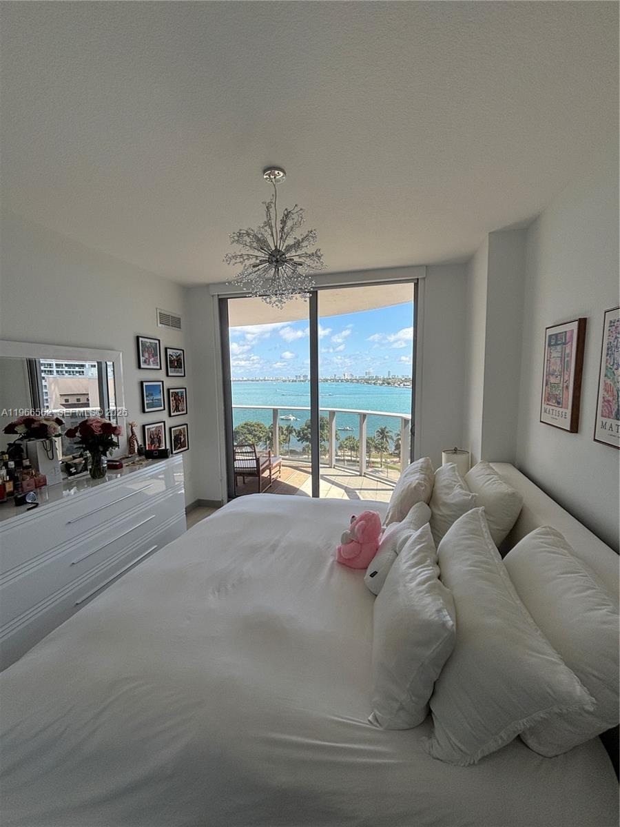 488 NE 18th St #802, Miami FL 33132