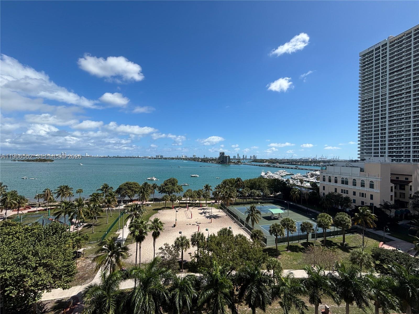 488 NE 18th St #802, Miami FL 33132