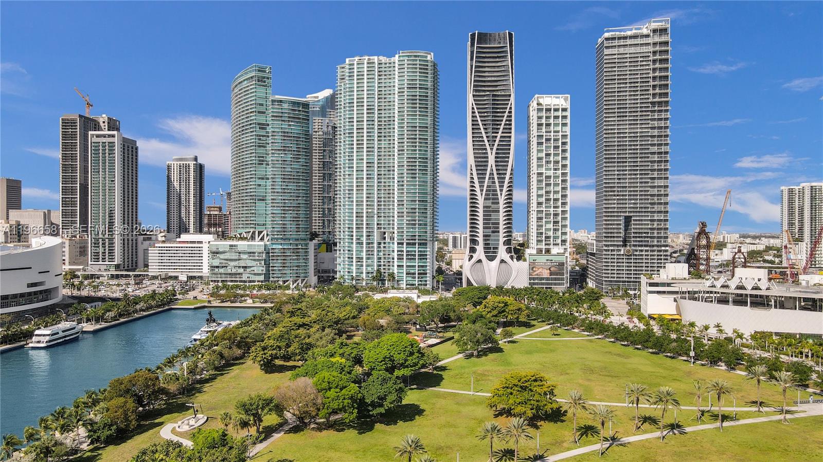 900 Biscayne Blvd #2907, Miami FL 33132