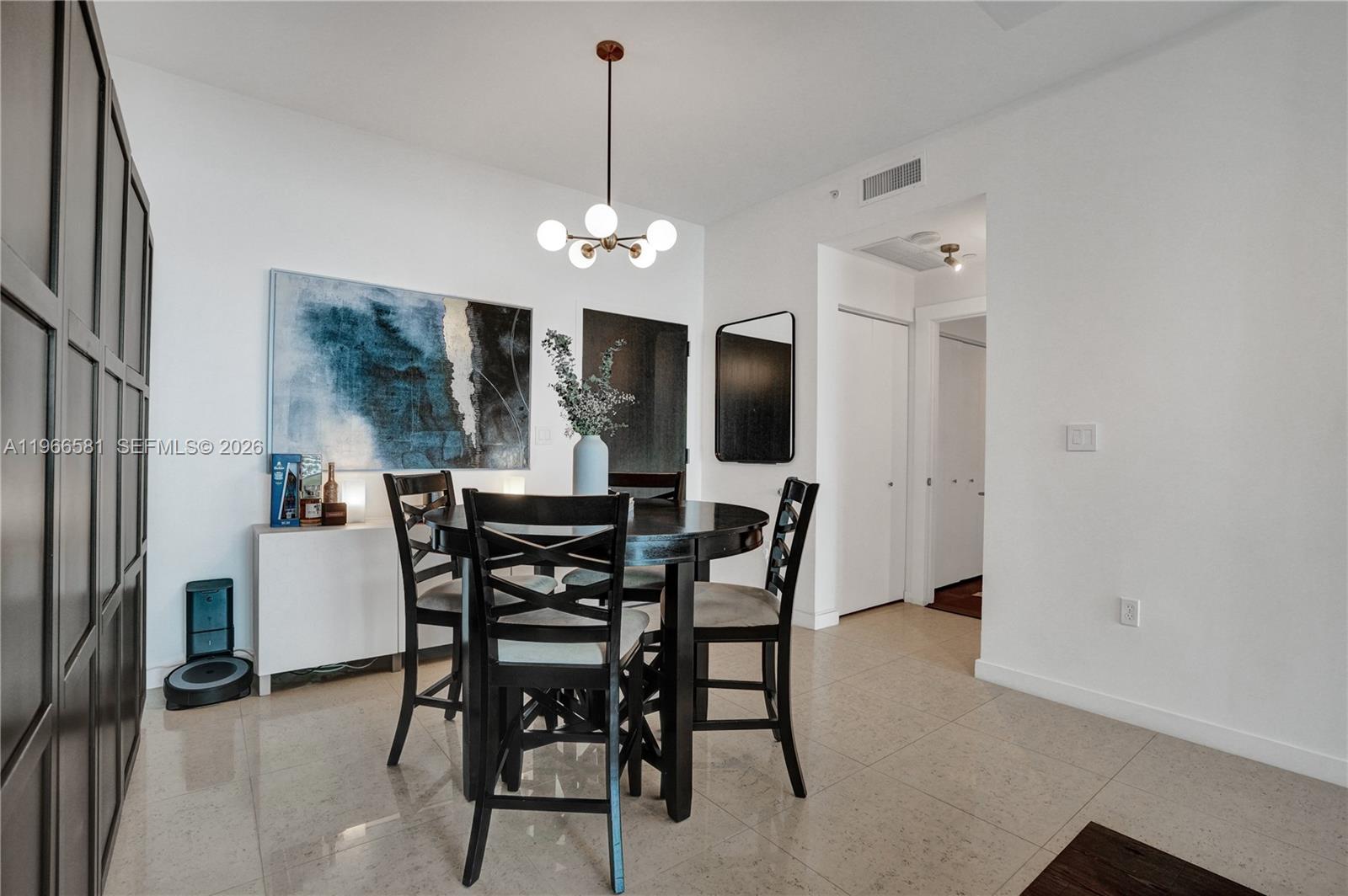 900 Biscayne Blvd #2907, Miami FL 33132