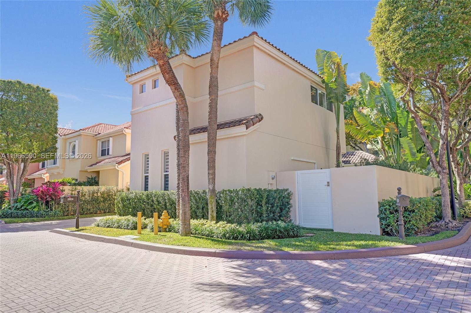 20824 NE 37th Ave #20824, Aventura FL 33180