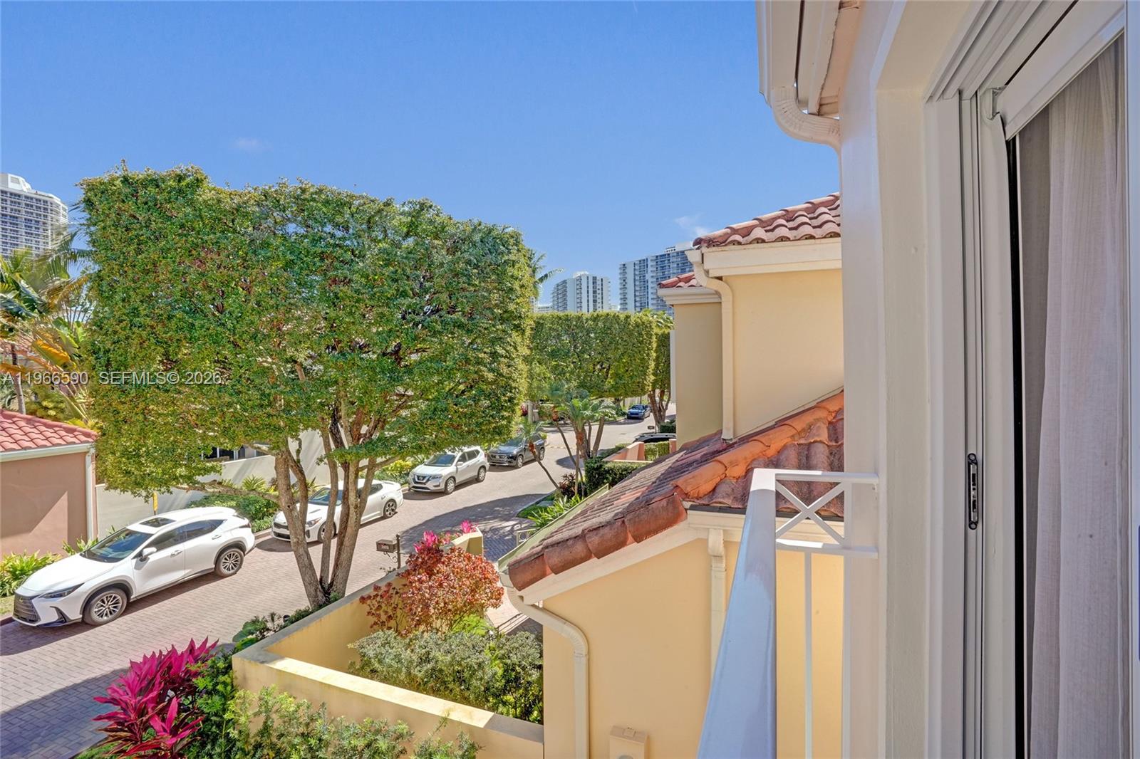 20824 NE 37th Ave #20824, Aventura FL 33180