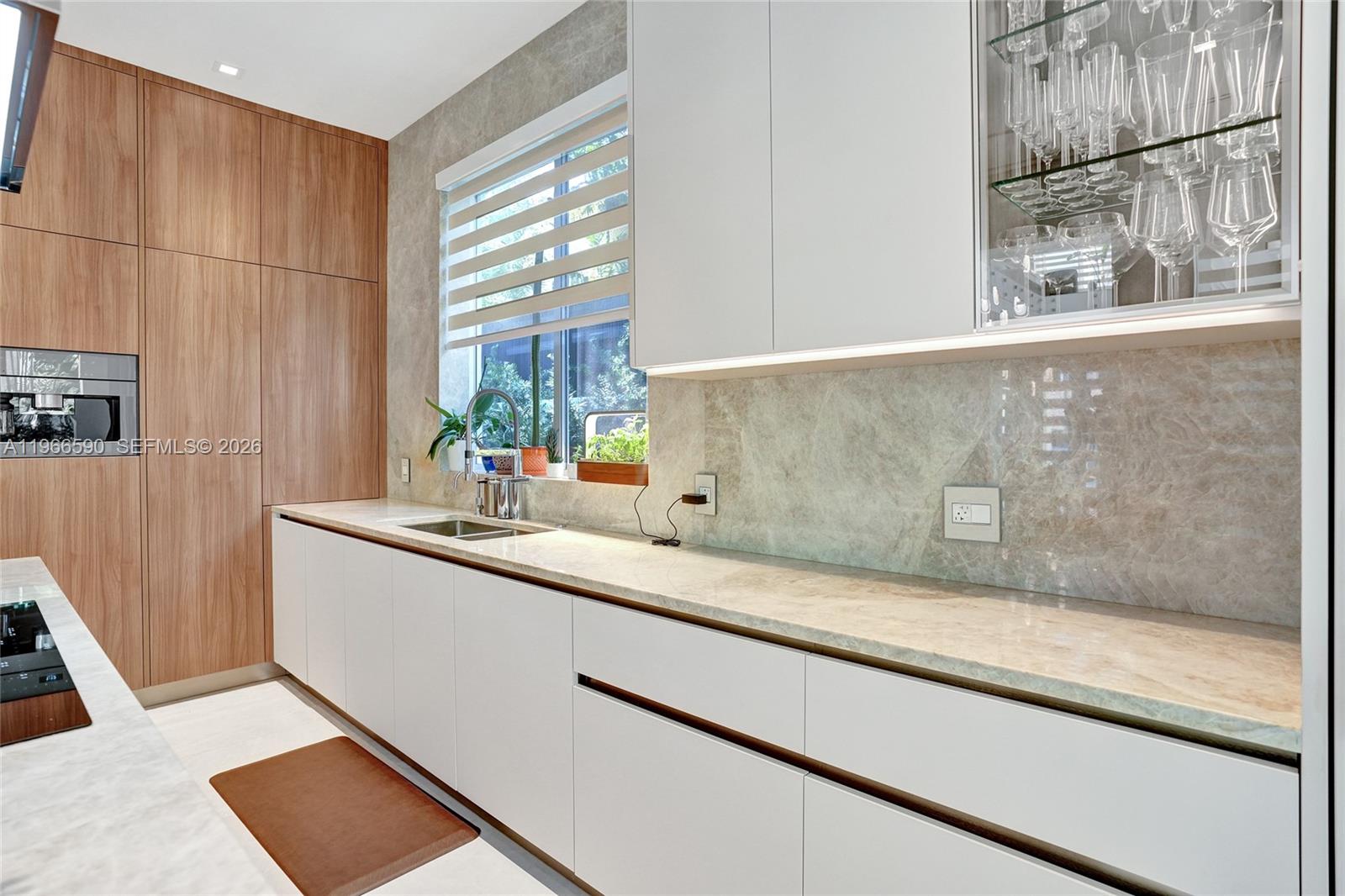 20824 NE 37th Ave #20824, Aventura FL 33180