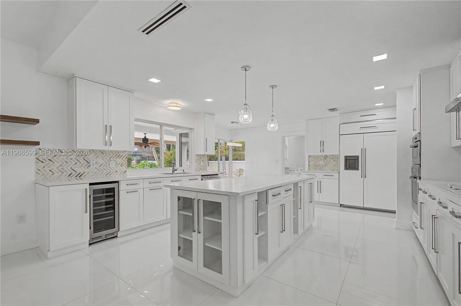 8305 NW 157th Ter, Miami Lakes FL 33016