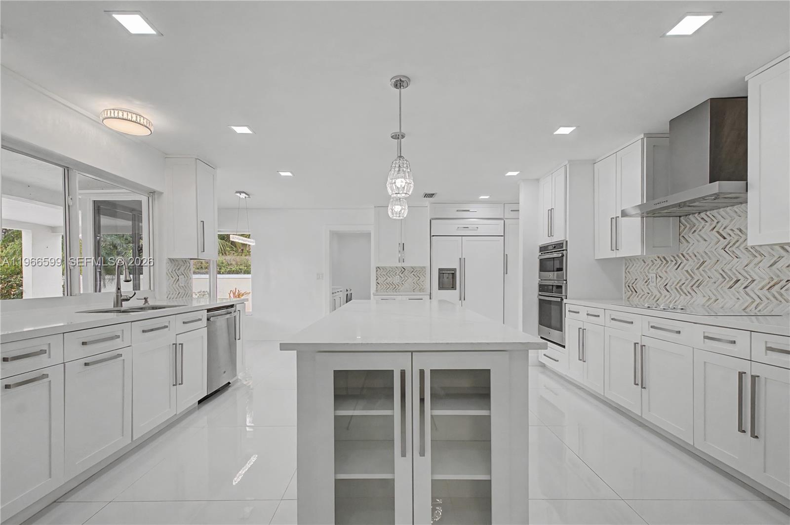 8305 NW 157th Ter, Miami Lakes FL 33016