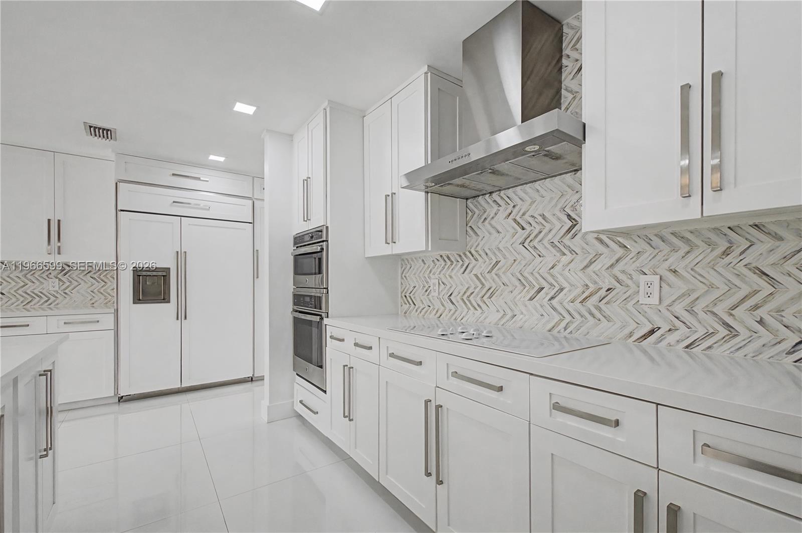 8305 NW 157th Ter, Miami Lakes FL 33016
