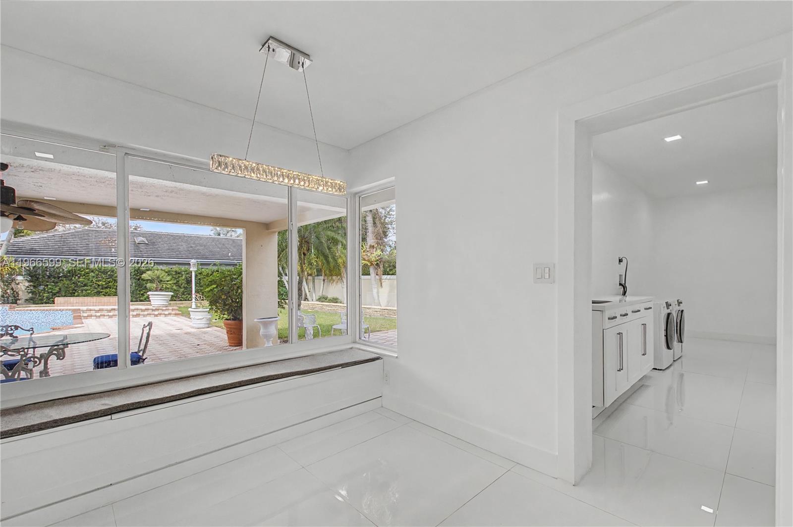 8305 NW 157th Ter, Miami Lakes FL 33016