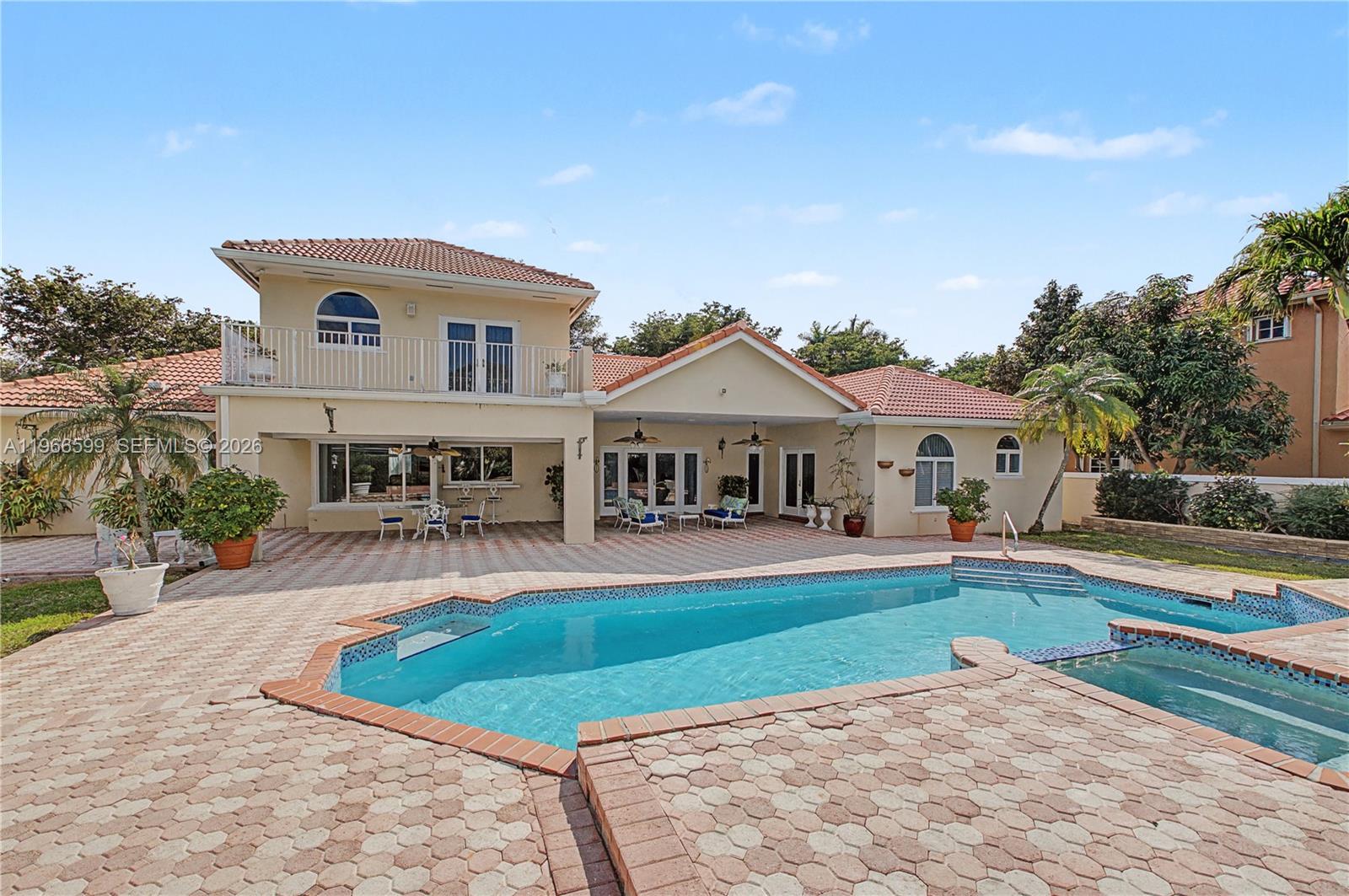 8305 NW 157th Ter, Miami Lakes FL 33016