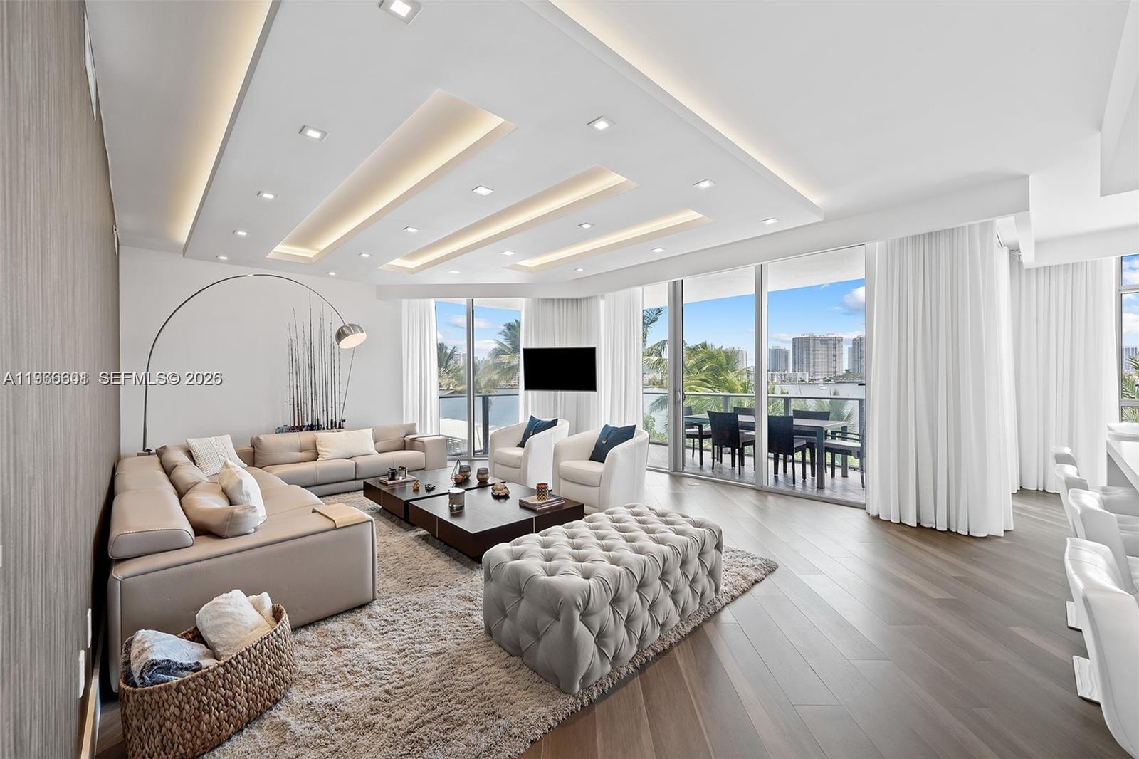 17301 Biscayne Blvd #2110, North Miami Beach FL 33160