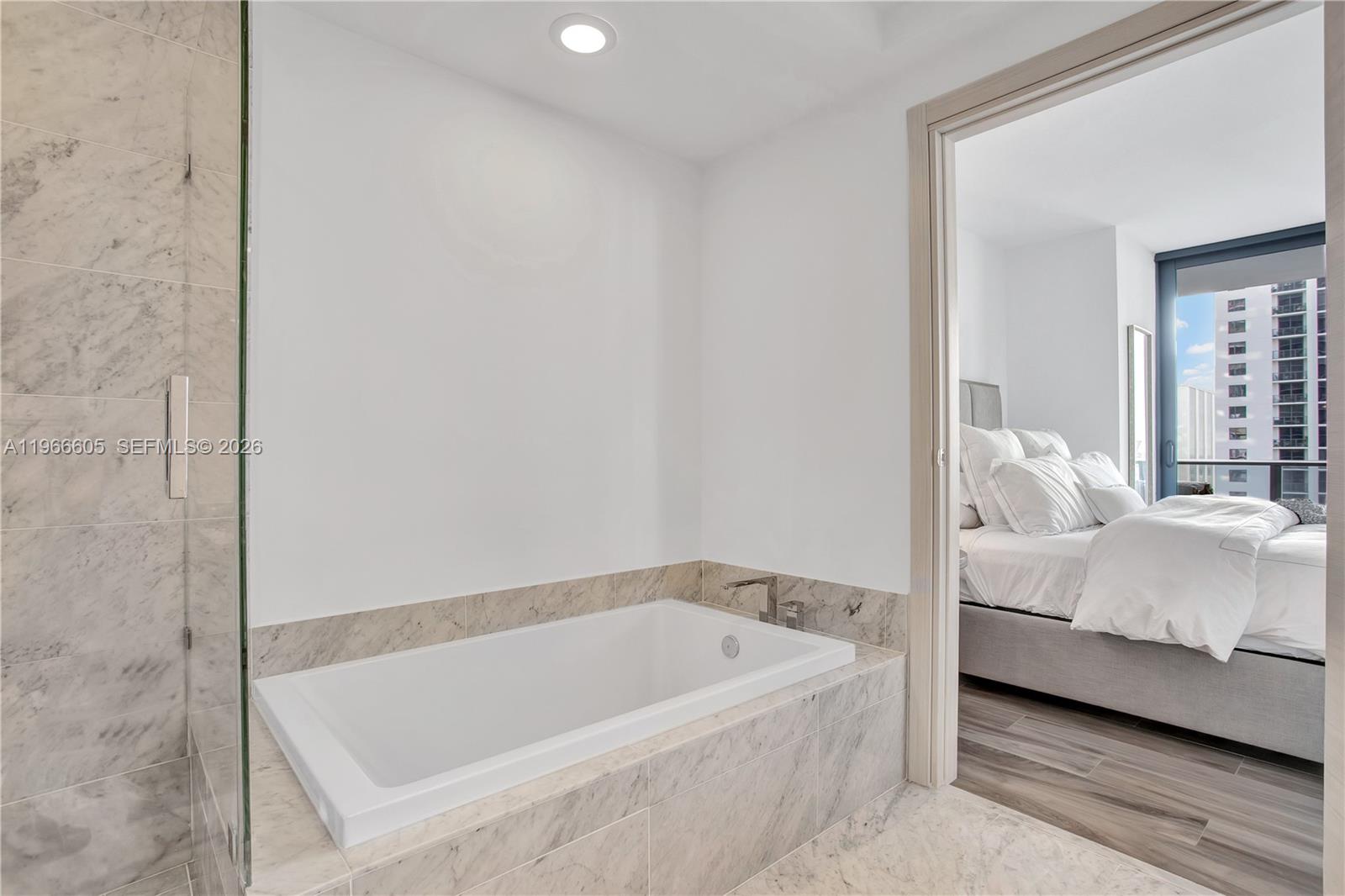 801 S Miami Ave #2209, Miami FL 33130