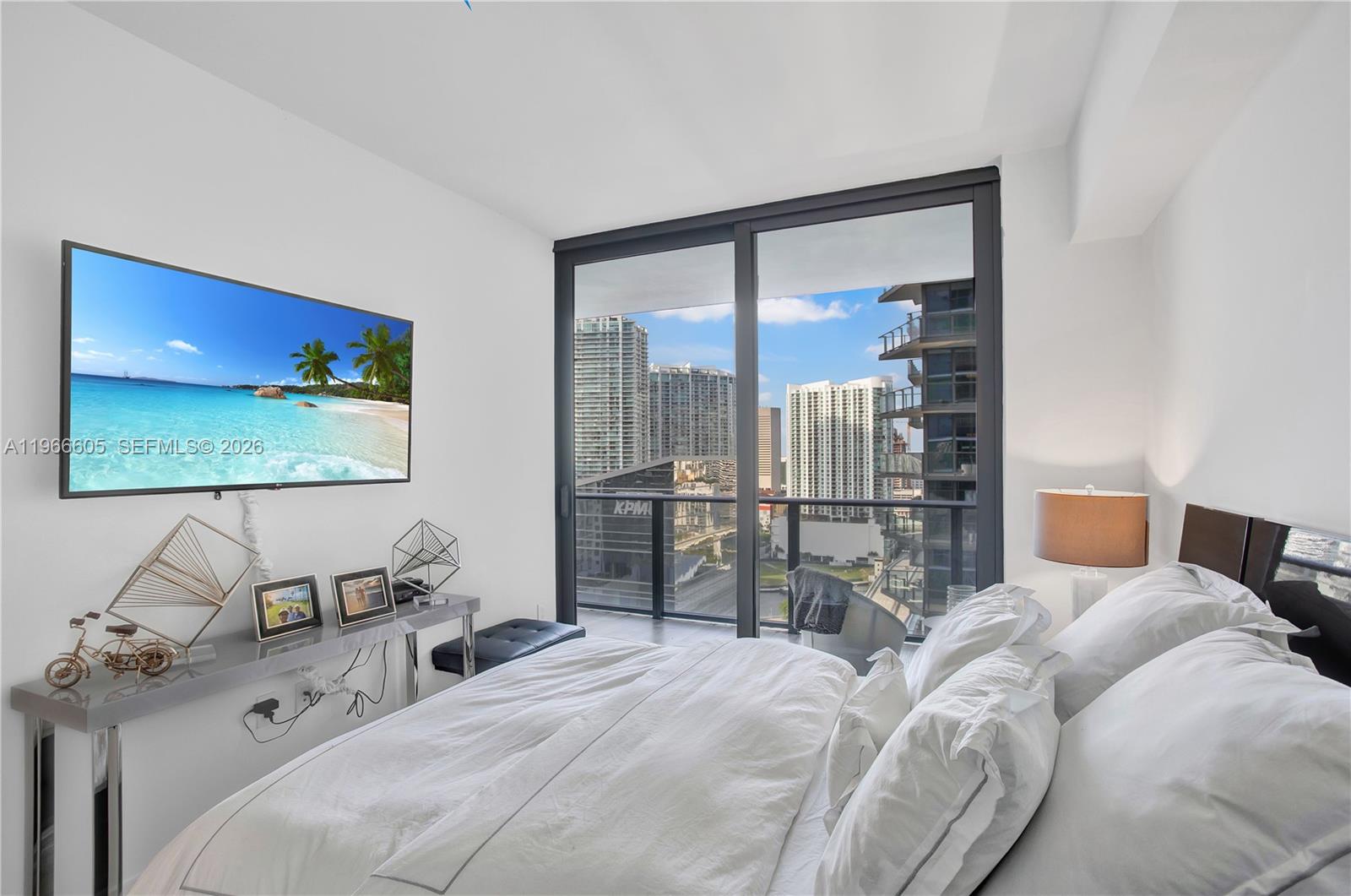 801 S Miami Ave #2209, Miami FL 33130