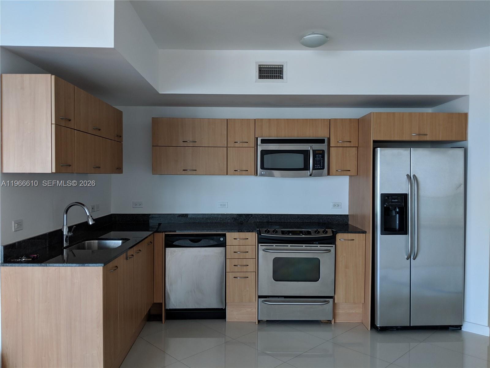 350 S Miami Ave #1901, Miami FL 33130