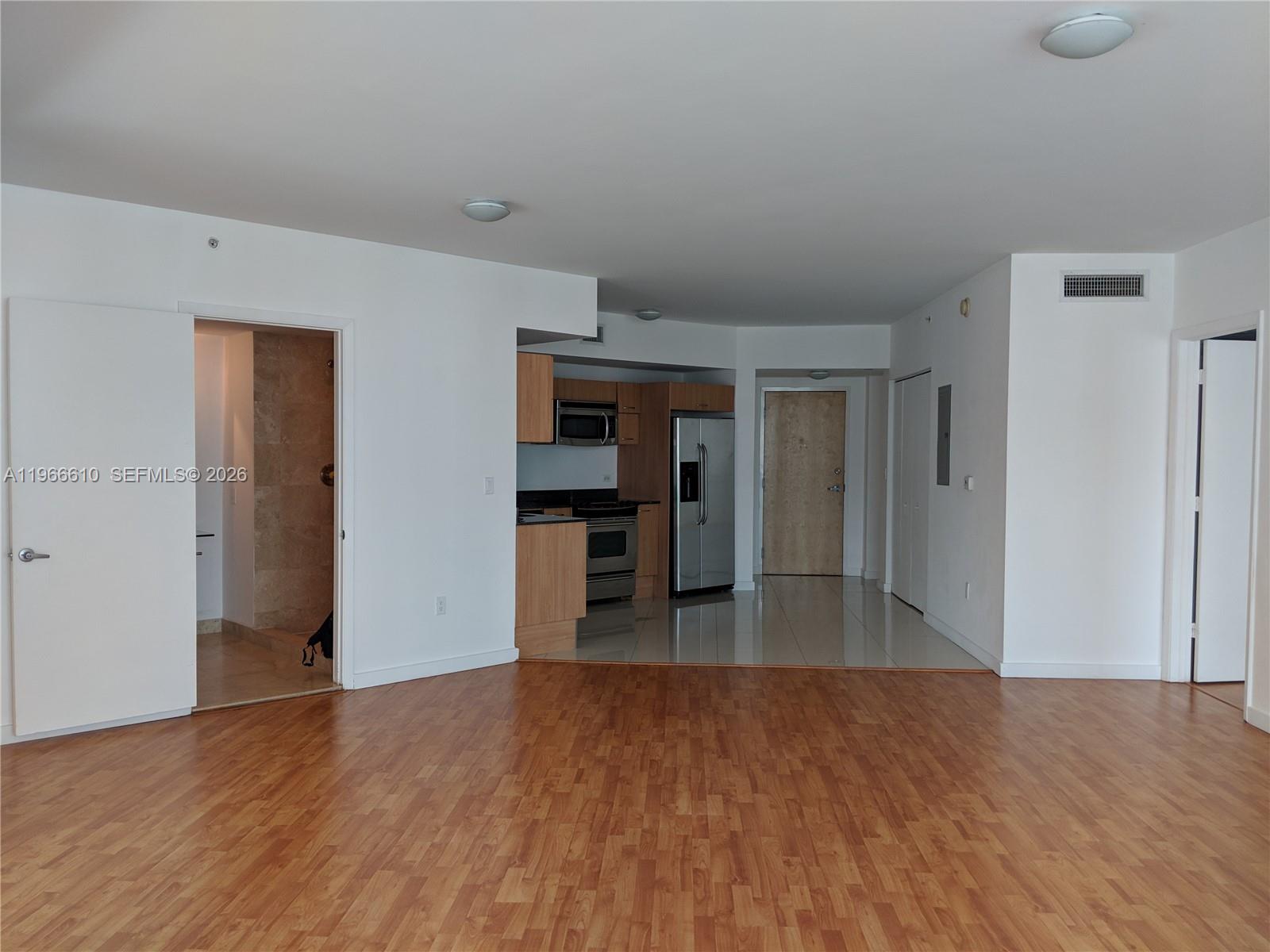 350 S Miami Ave #1901, Miami FL 33130
