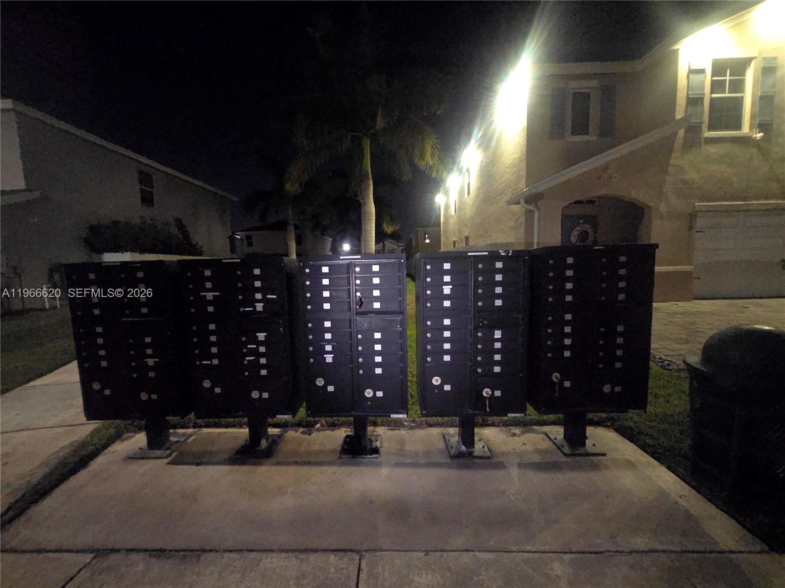 613 NE 5th Way, Florida City FL 33034