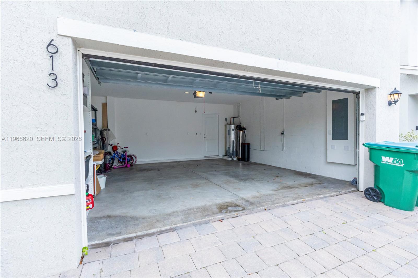 613 NE 5th Way, Florida City FL 33034