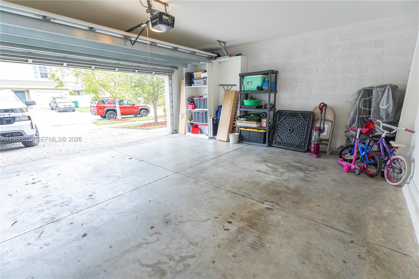 613 NE 5th Way, Florida City FL 33034
