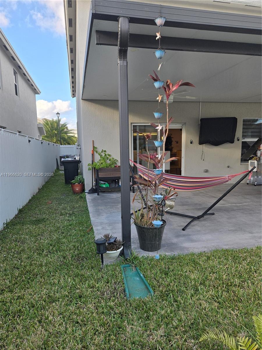 613 NE 5th Way, Florida City FL 33034