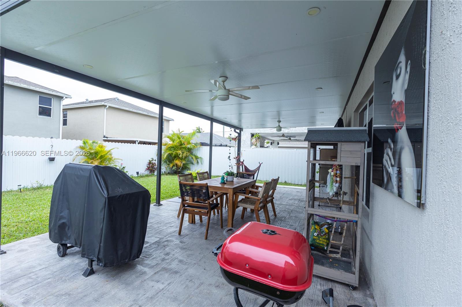 613 NE 5th Way, Florida City FL 33034